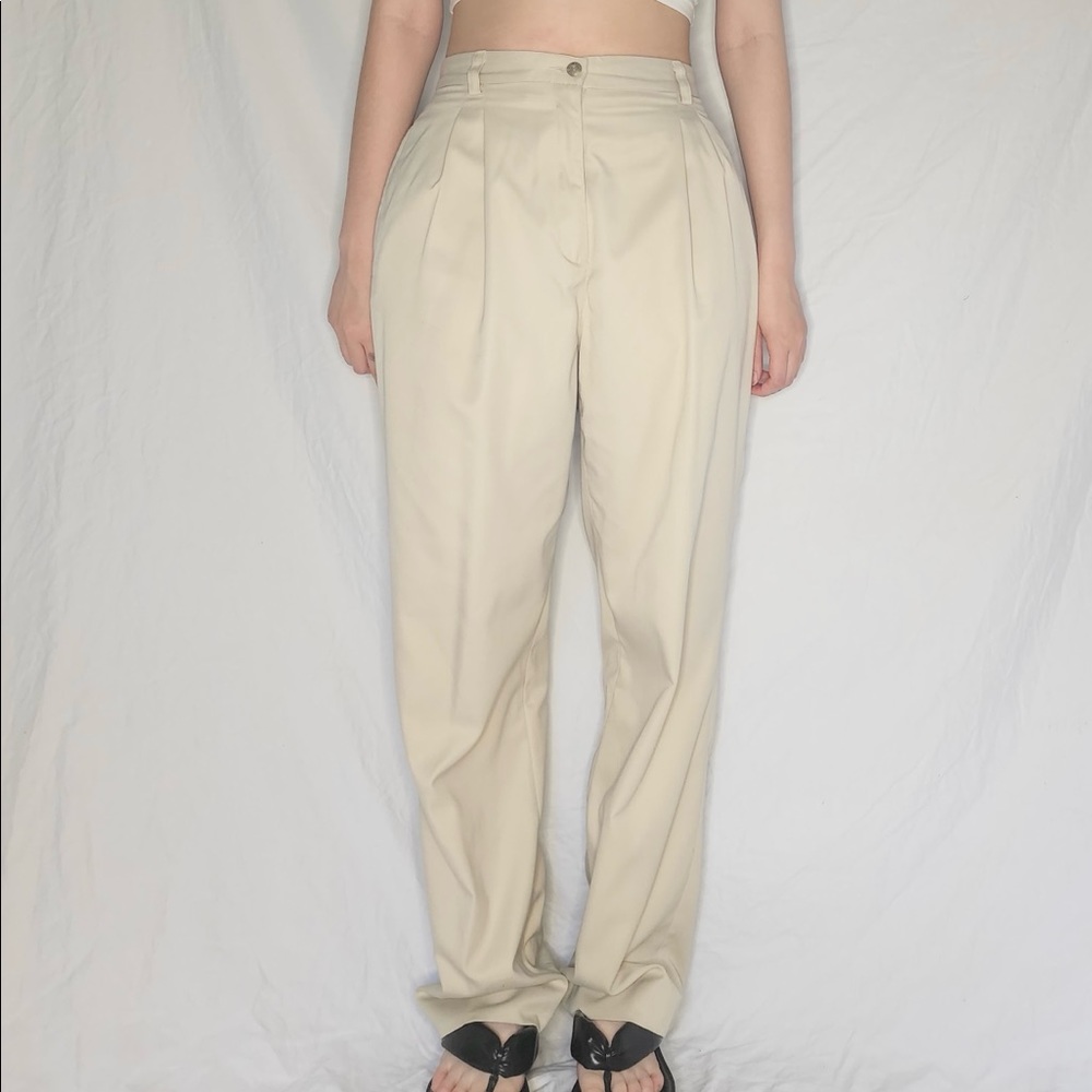 Liz Claiborne cream tailored pant